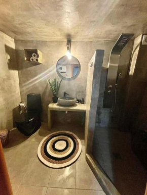 A LUXURY STONE HOUSE